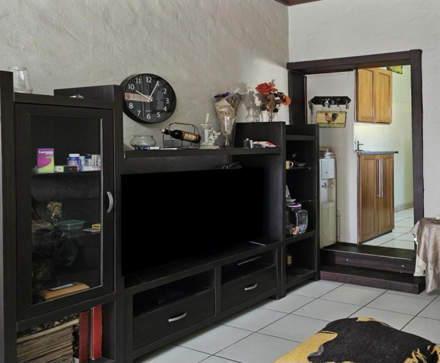 6 Bedroom Property for Sale in Brits North West